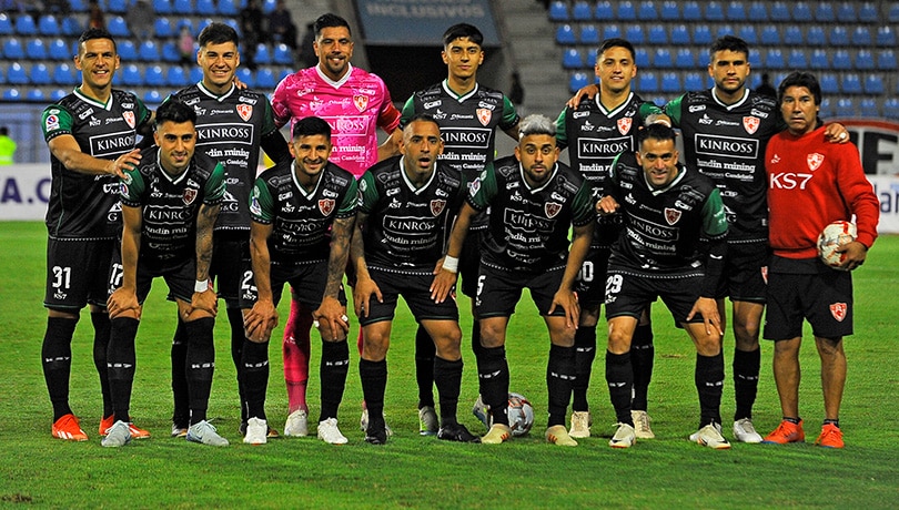 ¡Deportes Copiapó da la bienvenida a su nuevo entrenador estrella! ¿Podrá este experto revivir al equipo?