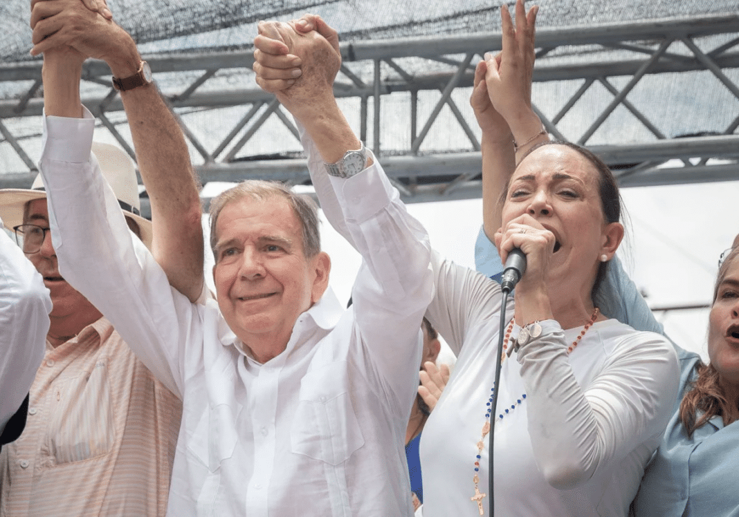 Edmundo González: El Presidente Electo de Venezuela Que Huyó a España Por Temor a Su Vida