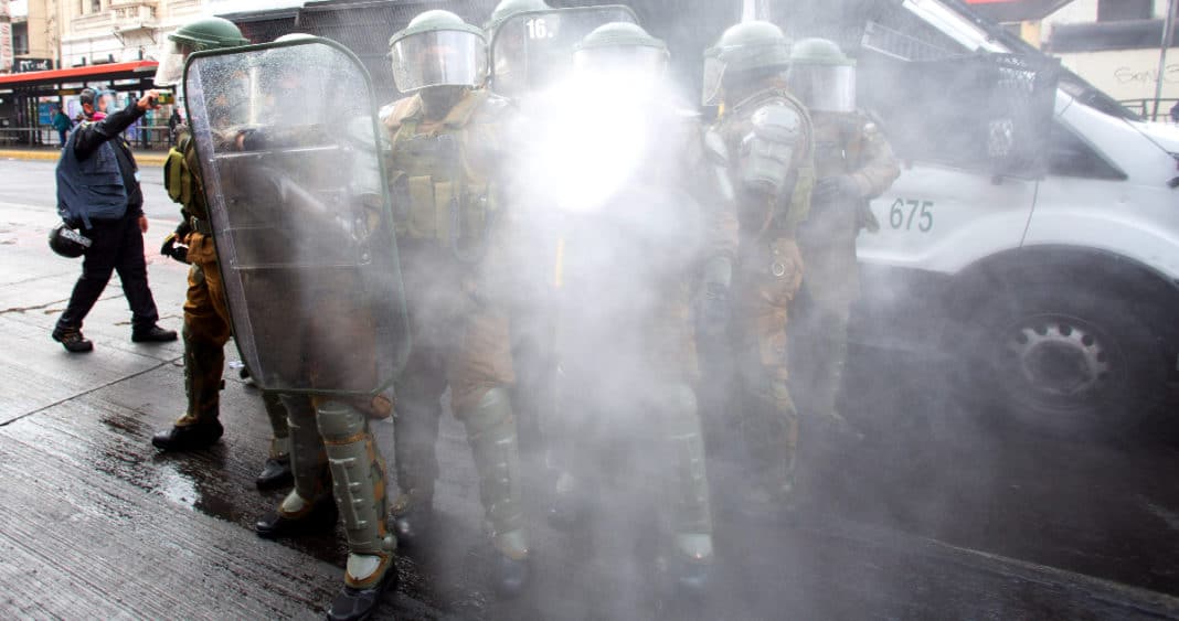 Estudiantes del Liceo N°1 Sufren Violencia Policial: INDH Presenta Querella Contra Carabineros