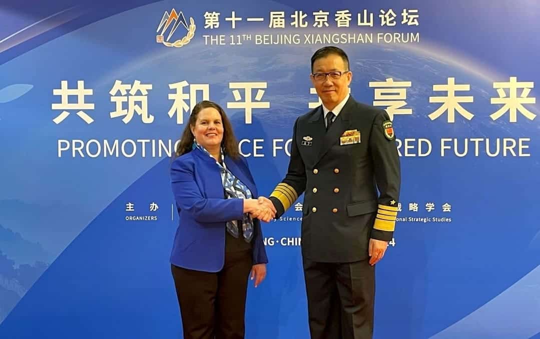 Fortaleciendo Lazos Militares: La Visita Clave de la Ministra de Defensa de Chile a China