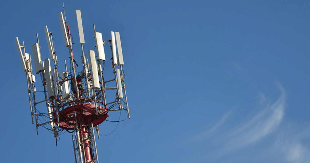 Heroína Municipal Salva a Mujer de Saltar desde Torre de Comunicaciones en Angol