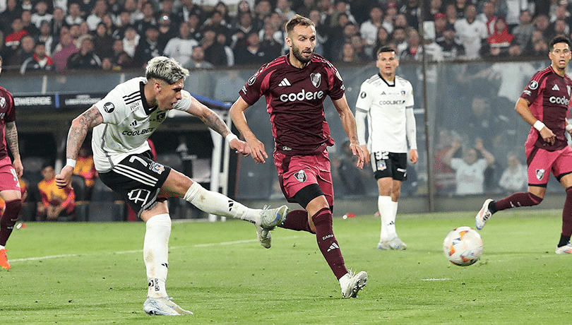 ¡Colo-Colo Enfrenta a River Plate en un Duelo Épico por la Copa Libertadores!