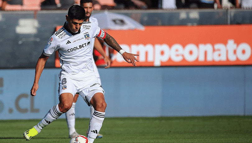 ¡Colo-Colo Enfrenta a River Plate en una Épica Batalla por la Copa Libertadores!