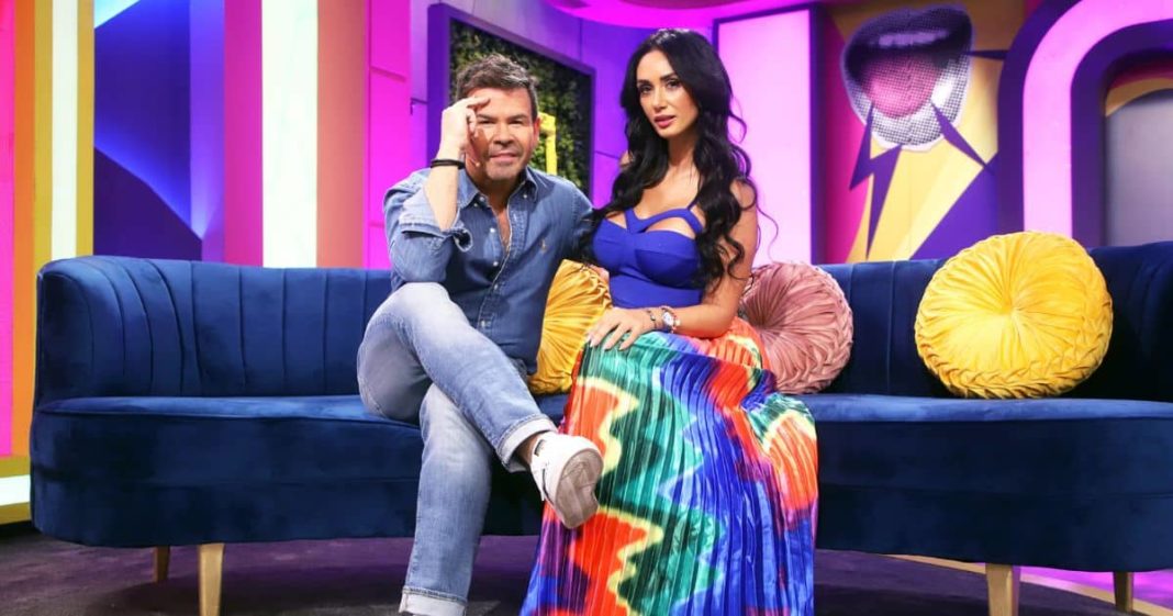 ¡Descubre el Fenómeno de la Televisión Chilena: ¡Hay que decirlo! Lidera las Tardes con Humor y Conexión