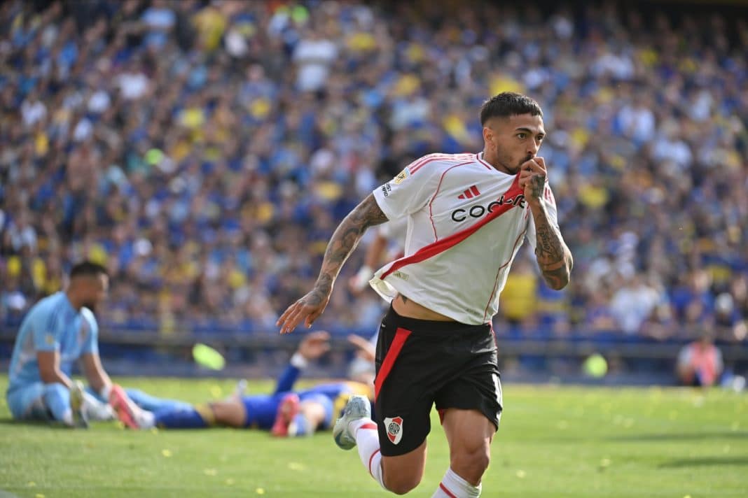 ¡Emocionante Superclásico! River Plate Derrota a Boca Juniors en un Partido Apasionante