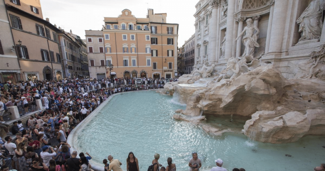 ¡Prepárate para Pagar por Visitar la Icónica Fontana di Trevi en Roma!