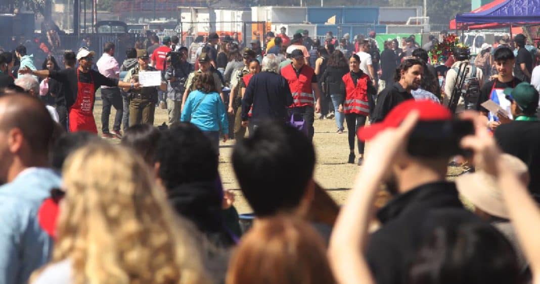 ¡Seguridad Reforzada en Temuco: Detectores de Metales en Fondas para Proteger a los Visitantes!