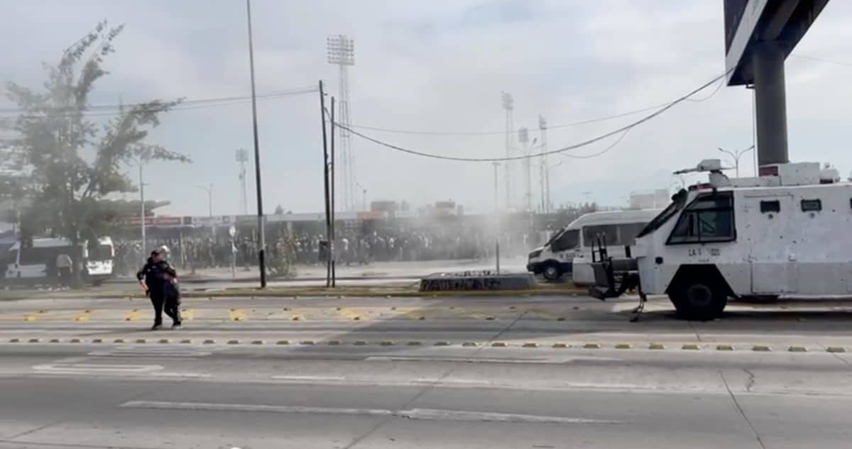 ¡Caos en el Clásico! Colo Colo y la UC se enfrentan en un partido clave por el título