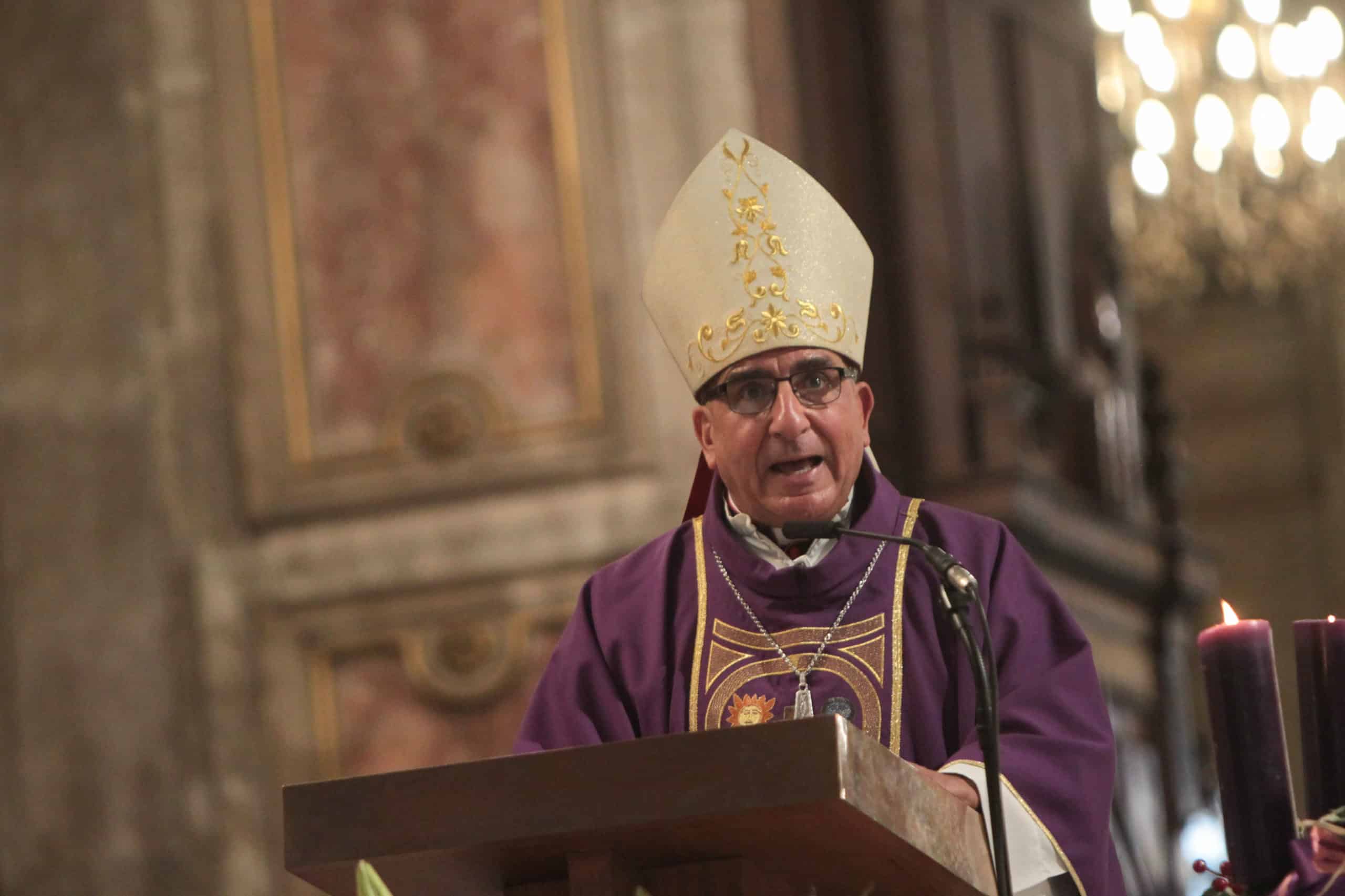 ¡El Papa Francisco nombra al Arzobispo Chomalí como nuevo Cardenal de la Iglesia Católica!