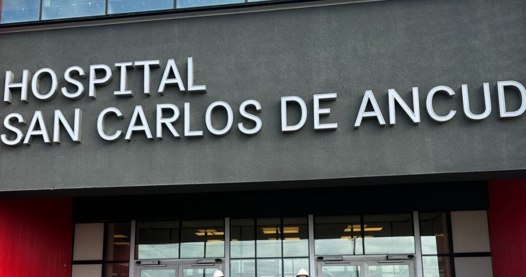 Escándalo en el Hospital de Ancud: Cirugías 'express' para familiares de funcionarios revelan graves irregularidades