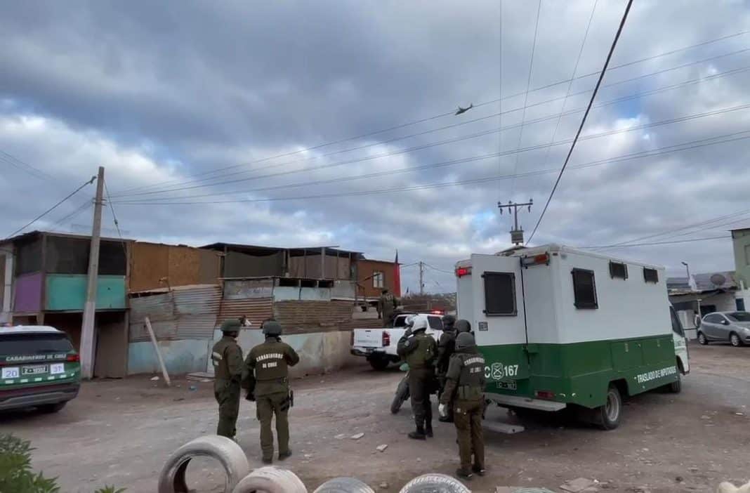 Golpe Contundente al Narcotráfico: Operativo Antidrogas en Alto Hospicio Resulta en 17 Detenidos y Más de 118 Kilos de Droga Incautada