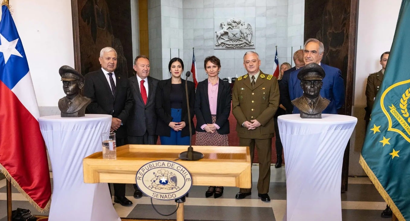 Honrando a los Héroes Caídos: El Senado Rinde Tributo a los Mártires de Carabineros