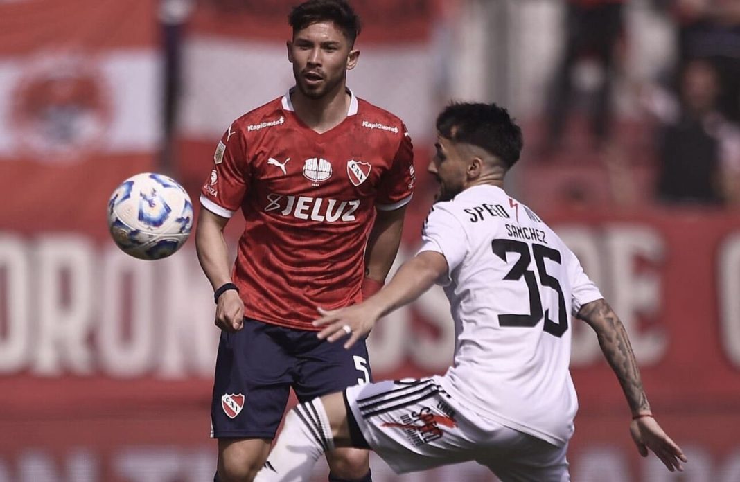 ¡Chileno Estrella! Felipe Loyola Brilla en la Épica Victoria de Independiente sobre Riestra