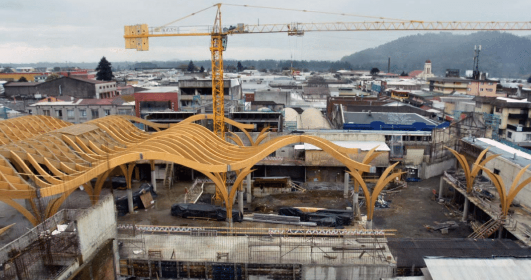 ¡Temuco se Enfrenta a un Desafío Monumental: La Reconstrucción del Emblemático Mercado Municipal!