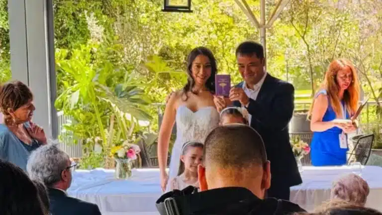 ¡Amor Eterno! Querido Presentador de Mega Celebra su Unión Matrimonial