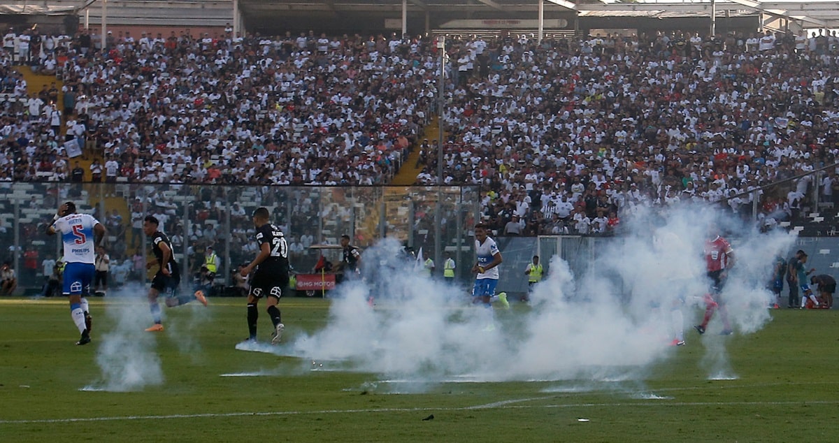 Colo Colo Sancionado por Fallas de Seguridad en Clásico: SERNAC Exige Justicia