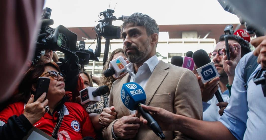 Escándalo en torno a Jorge Valdivia: Doble acusación de violación y una caótica reformalización