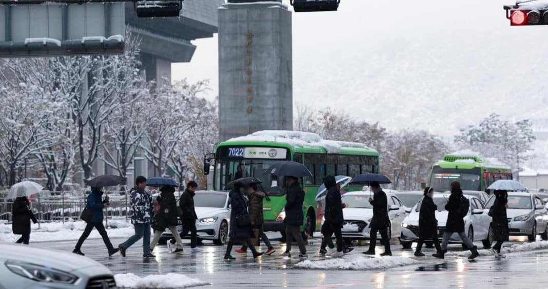 Seúl Bajo Nieve: 5 Muertos y Caos en el Transporte