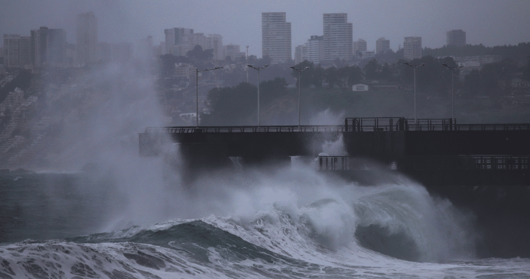 Alerta de Marejadas Extremas en Costas de Valparaíso: Prepárate para un Fenómeno Meteorológico Excepcional