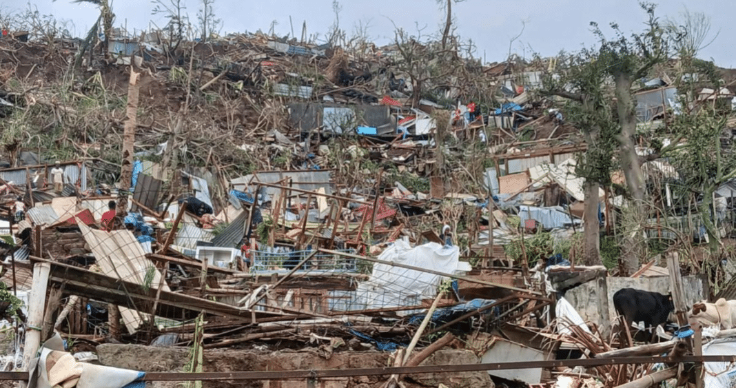 Devastación en Mayotte: Cientos de Vidas Perdidas en el Ciclón Chido