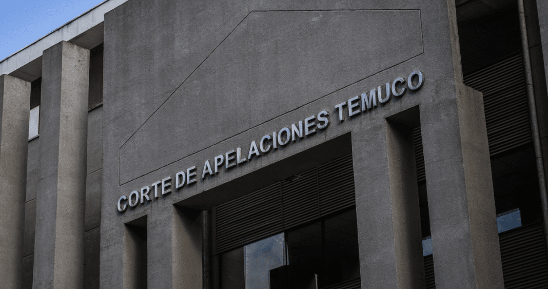 Exfuncionaria Demanda Vulneración de Derechos en Municipio: Corte Falla a su Favor