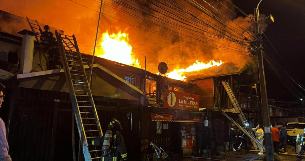 Incendio Devastador en Chiguayante: 12 Casas Quemadas y Vecino con Síndrome de Diógenes Señalado como Culpable