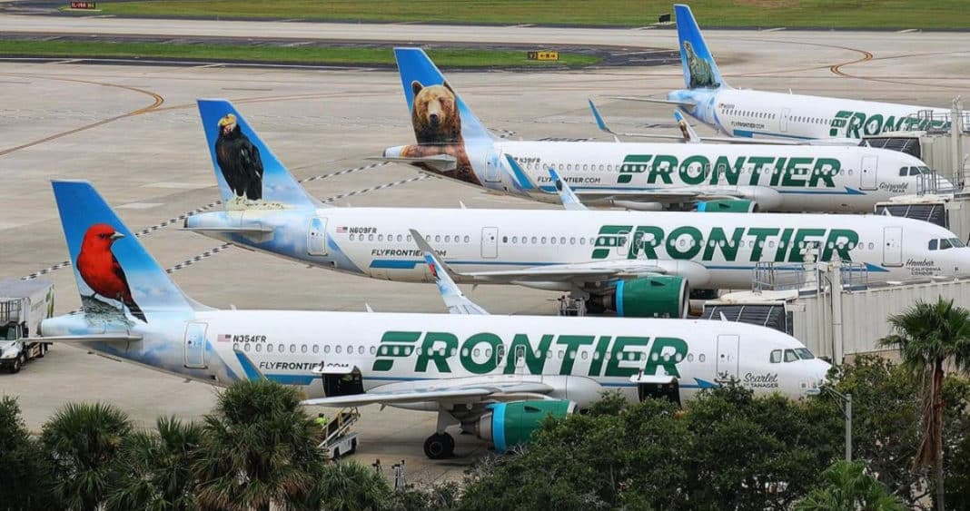 Aerolínea Low Cost de EE.UU. Enfrenta Breve Interrupción de Vuelos por Falla Técnica