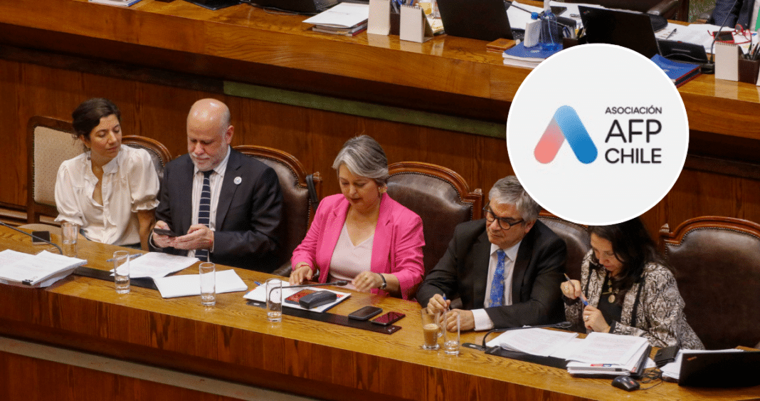 Expertos Advierten: La Reforma de Pensiones Podría Debilitar Gravemente los Ahorros de los Trabajadores