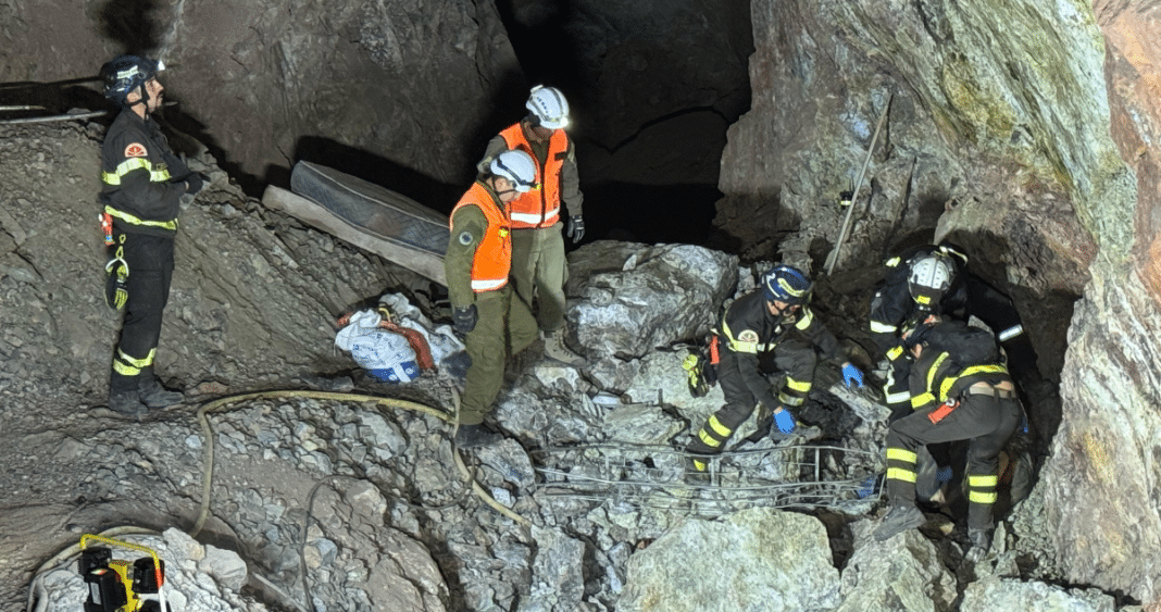 Trágico Derrumbe en Mina de Copiapó: Recuperan Cuerpos de Tres Pirquineros Fallecidos