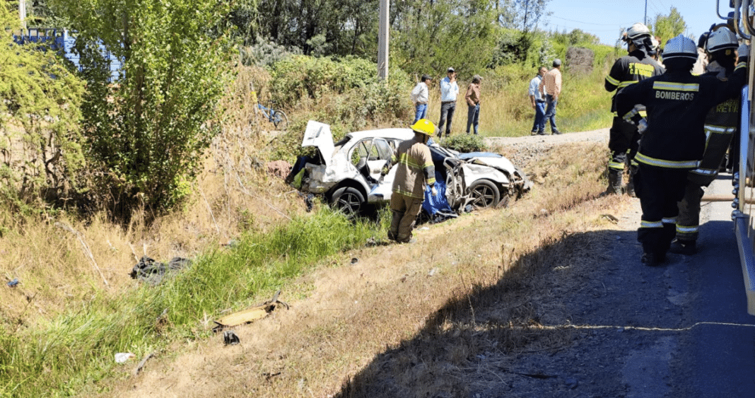 Trágico Vuelco en Ruta Parral-Cauquenes: 1 Muerto y 2 Heridos Graves