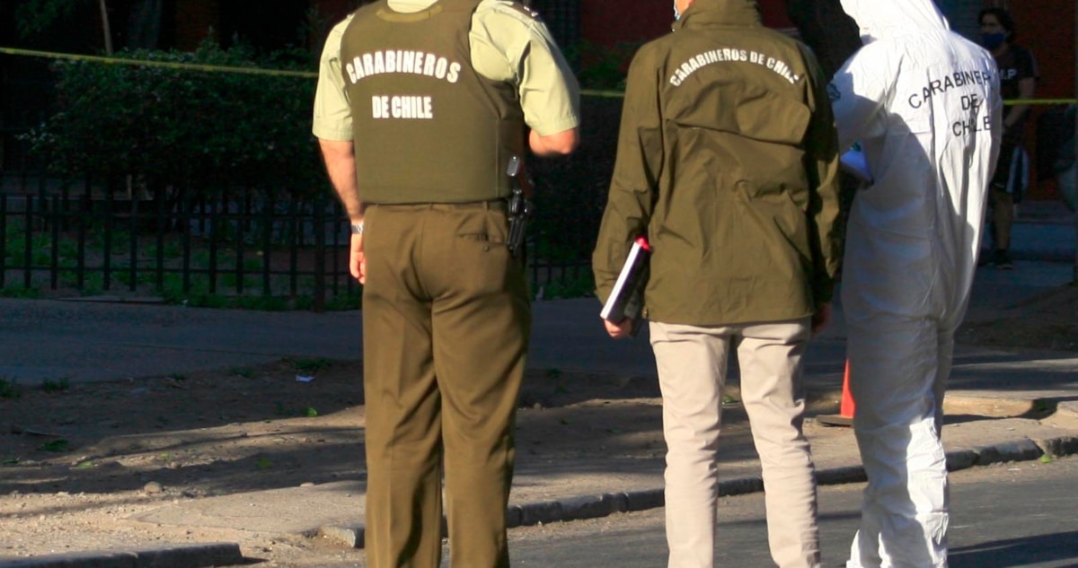 Violento Incidente en Terminal de Buses de Puerto Montt: Hombre con Antecedentes Penales Apuñalado