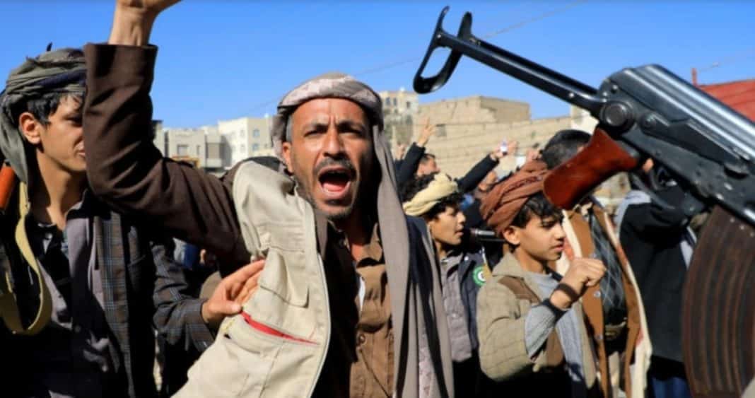 Ataques de EE.UU. en Yemen: Hutíes denuncian 13 muertos y anuncian respuesta militar