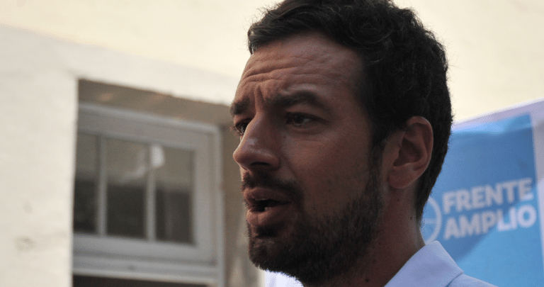 Contraloría Ordena a Maipú Cobrar Millonaria Deuda de EFE: Diputados Denuncian Irregularidades