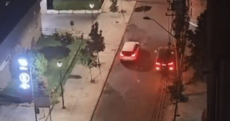 Frustrado Robo de Auto: Delincuentes Incapaces de Manejar el Vehículo Robado
