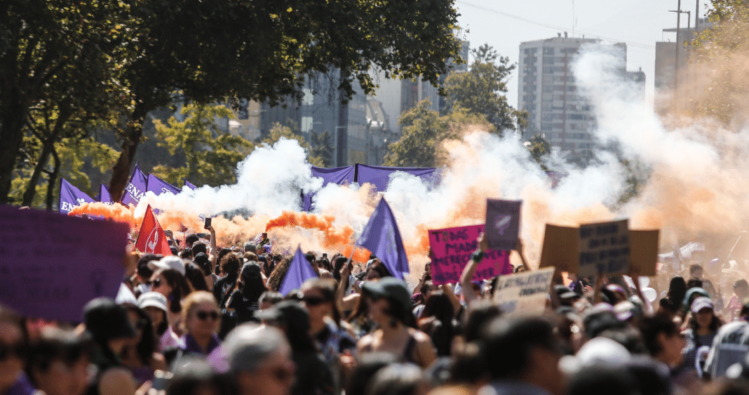 Masiva Marcha por el Día Internacional de la Mujer: Empoderamiento y Visibilidad en las Calles