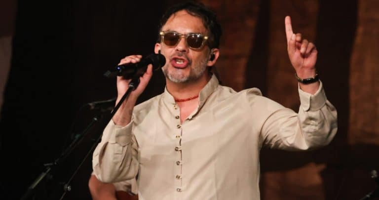 Álvaro López de Los Bunkers se recupera: Posponen conciertos en México por salud del vocalista