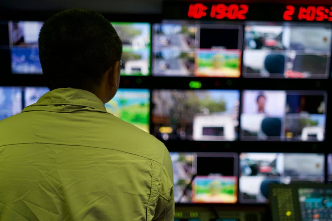 Cámaras Inteligentes: Cómo la Integración Tecnológica Fortalece la Seguridad Urbana