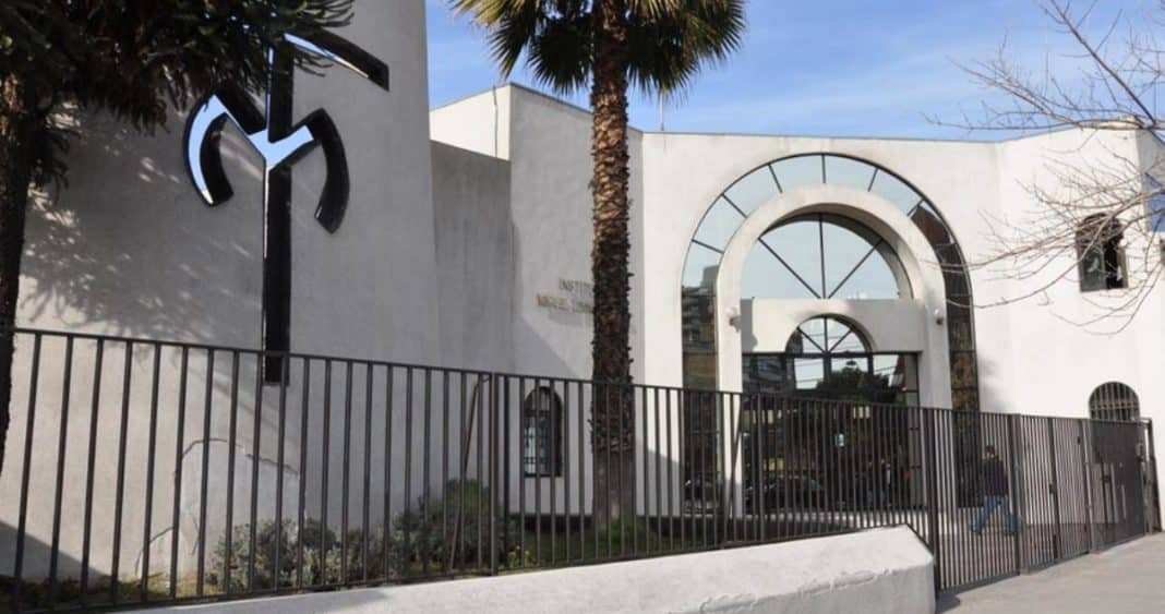 Colegio Marianista Toma Acción Tras Denuncia de Conducta Inapropiada de Sacerdote