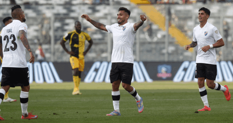 Colo Colo Triunfa con Doblete de Bolados y Recupera Posiciones en Liga