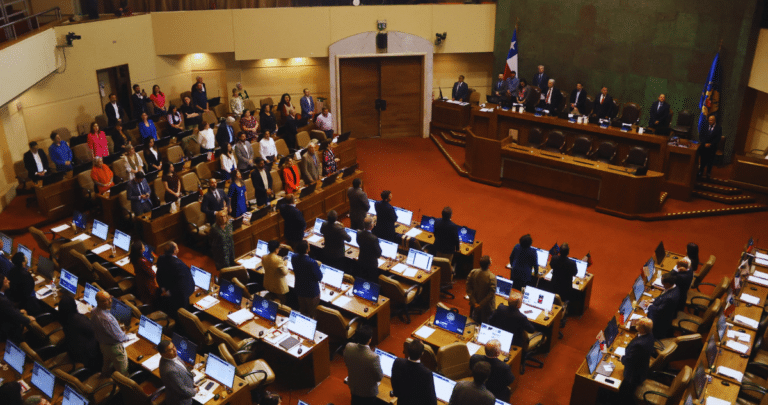 Debate Inconcluso: Proyecto para Declarar el Viernes Santo como Feriado Irrenunciable