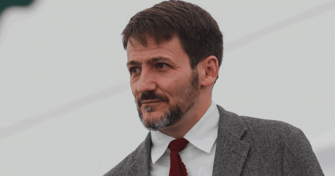 El Futuro Incierto del Parque Eólico Camán: Ministro Pardow Evita Garantías
