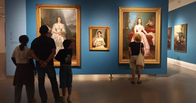 El Legado Artístico de Monvoisin: Retratos de la Alta Burguesía Chilena del Siglo XIX