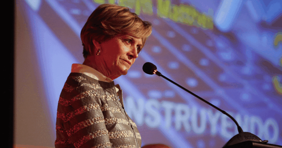 La Compleja Historia de la Transición Democrática en Chile: Reflexiones de Evelyn Matthei