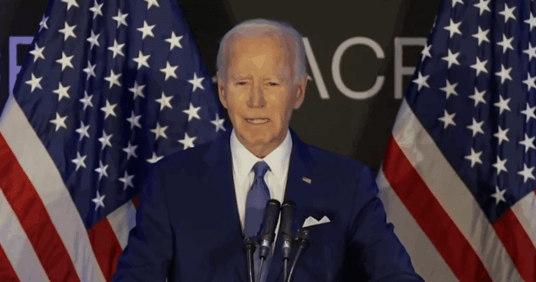La Lucha de Biden por Proteger la Seguridad Social: Enfrentando los Recortes de Trump