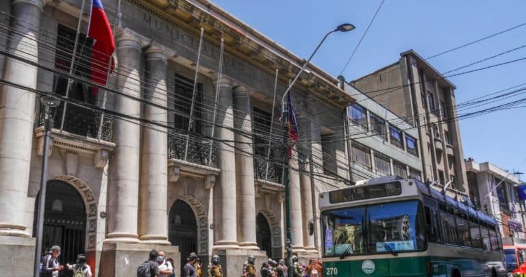Tribunal Supremo Ordena Reintegro de Exfuncionario Despedido Ilegalmente en Municipio de Valparaíso