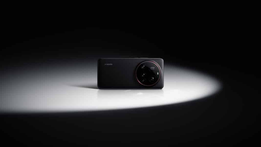 Xiaomi 15 Ultra: La Pantalla AMOLED Definitiva para Experiencias Visuales Inmersivas