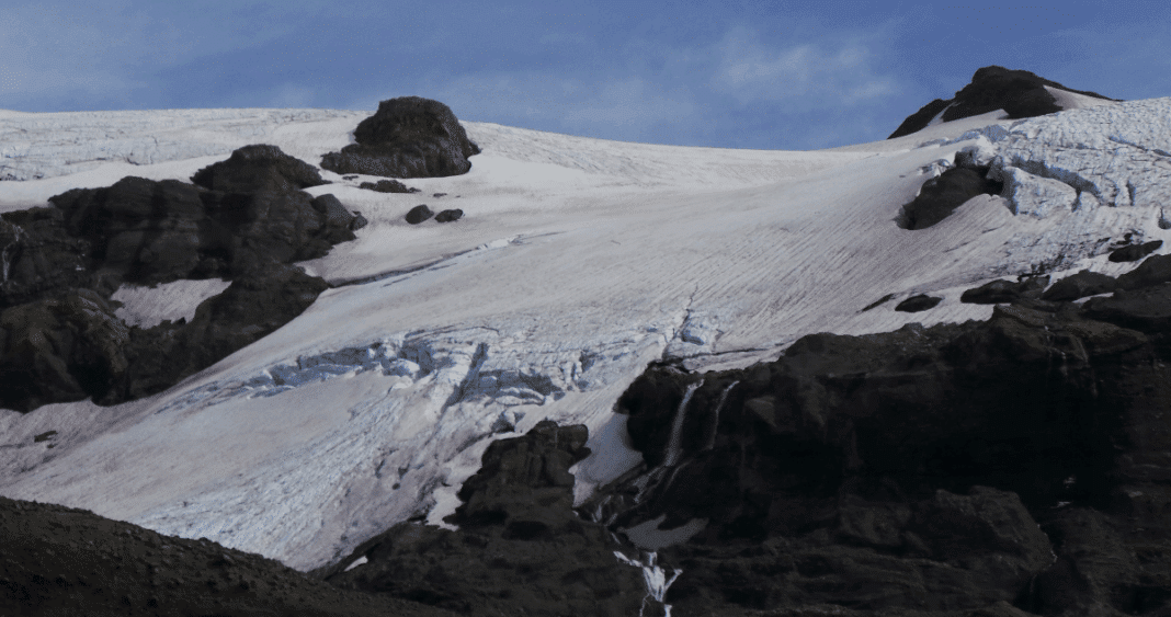 22 Excursionistas Rescatados Tras Quedar Atrapados en Glaciar Sierra Nevada