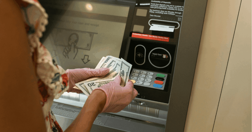5 Pasos Clave para Evitar Fraudes en Cajeros Automáticos