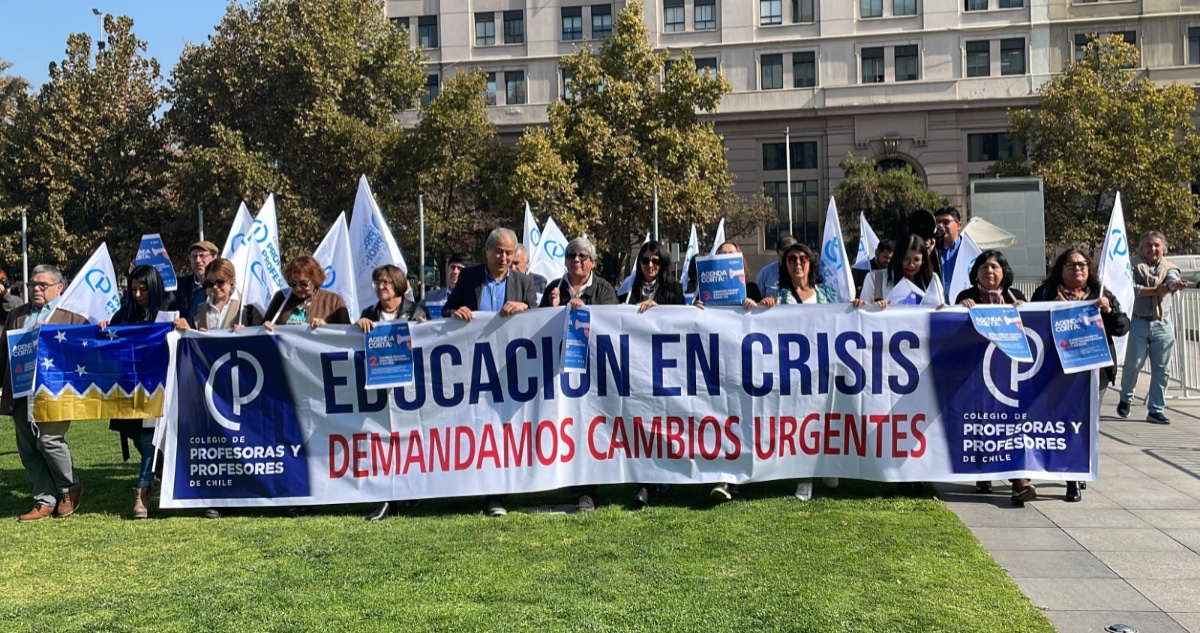 6 Demandas Urgentes del Colegio de Profesores: Hacia una Educación Pública Fortalecida