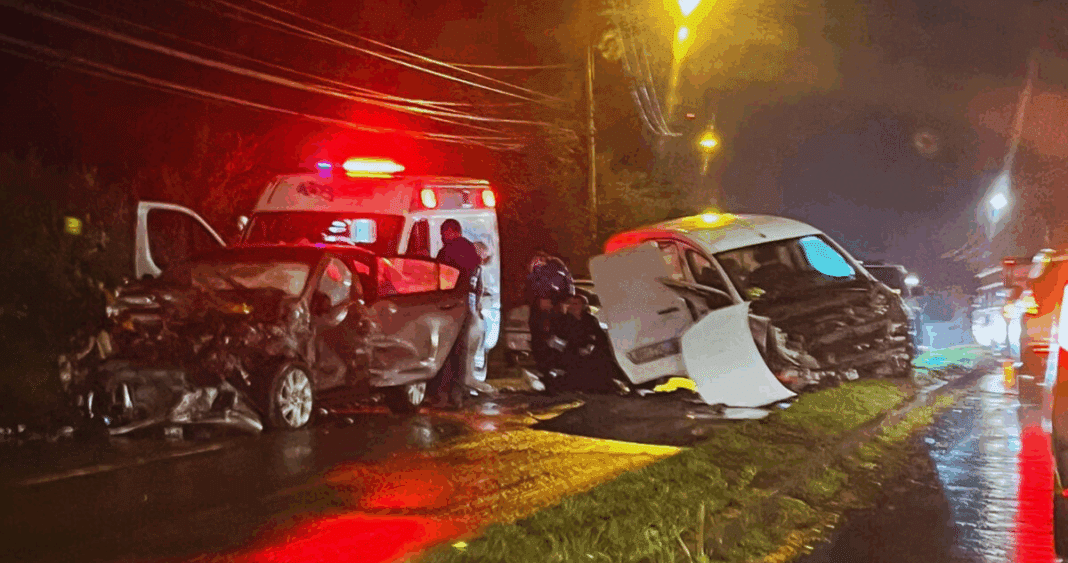 Accidente Múltiple en Chiguayante: Ambulancia y Autos Colisionan a Alta Velocidad